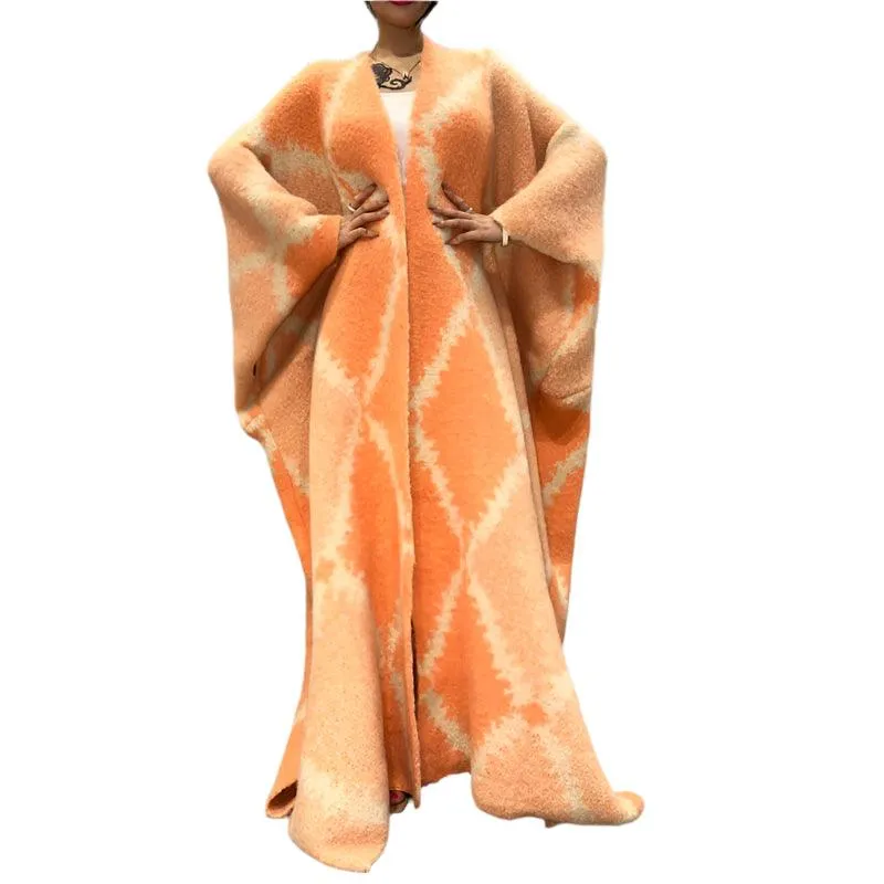 Luxury Bohemian Print Fur Coat – Warm & Stylish Winter Outerwear for Women