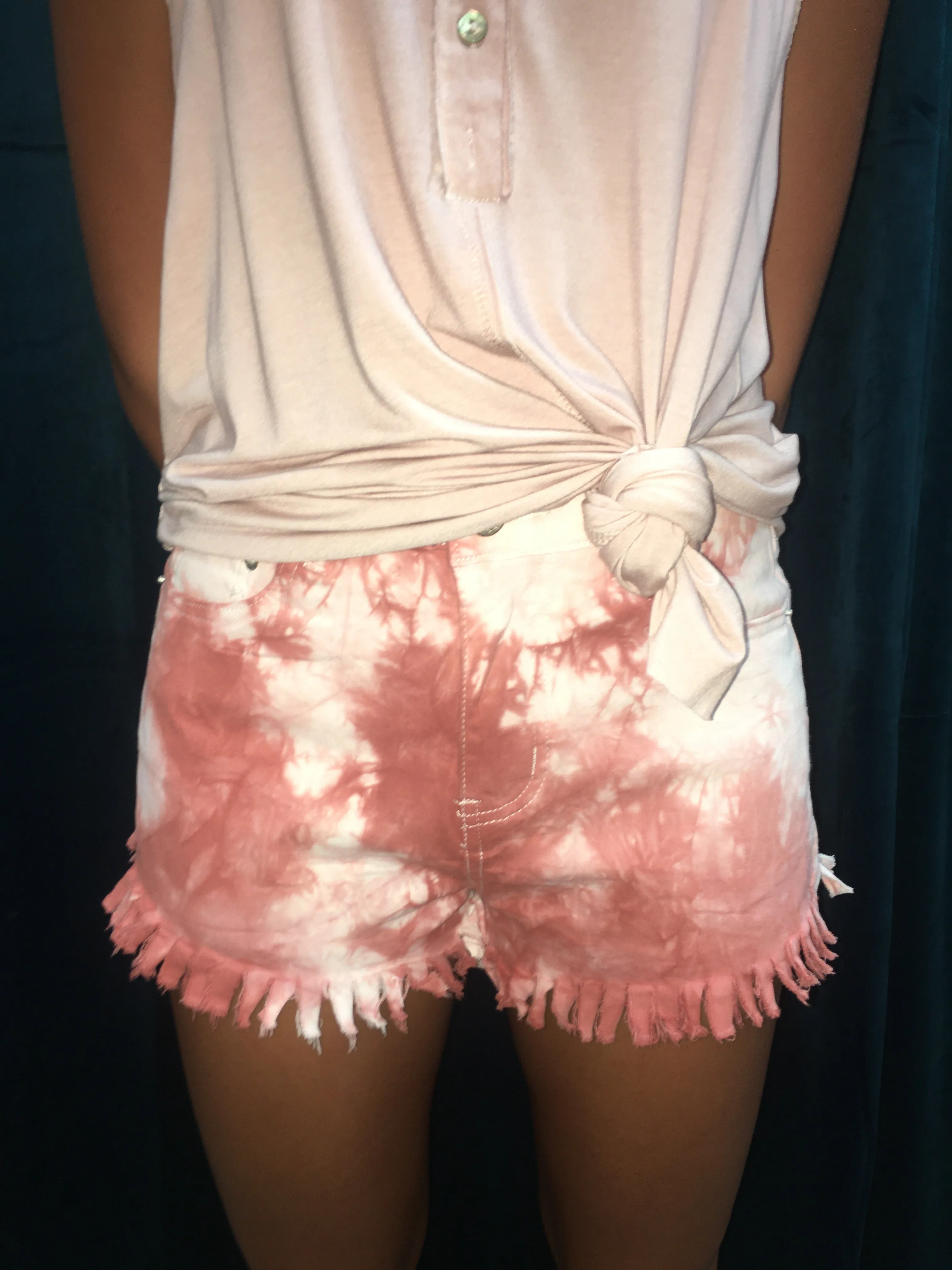 POL Rose And Taupe Tie Dye Fringe Shorts