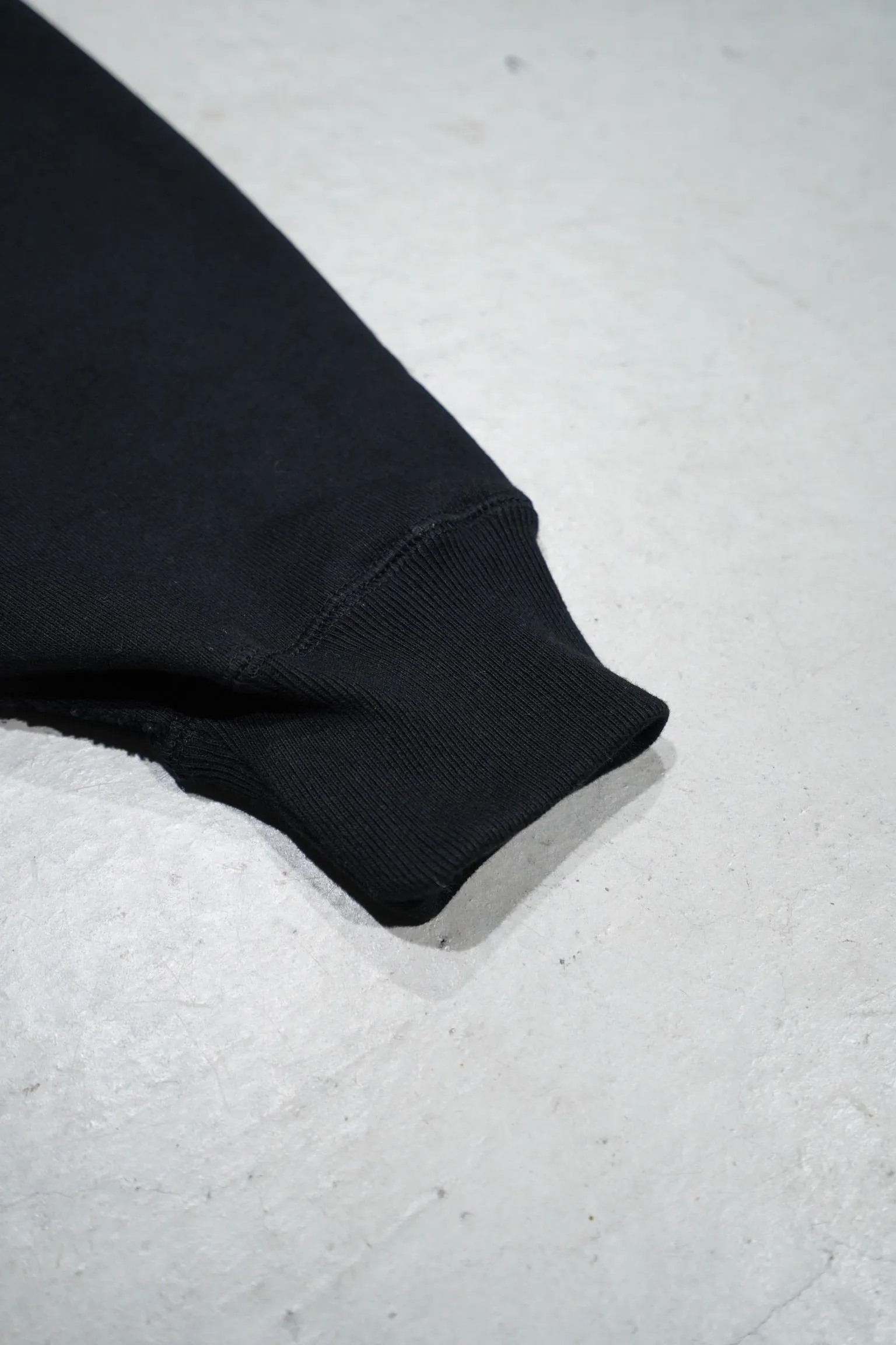 SUGARHILL ZIP-UP RAW EDGE HOODIE(BLACK)