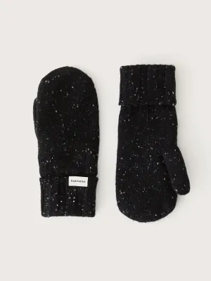 The Donegal Mittens in Black