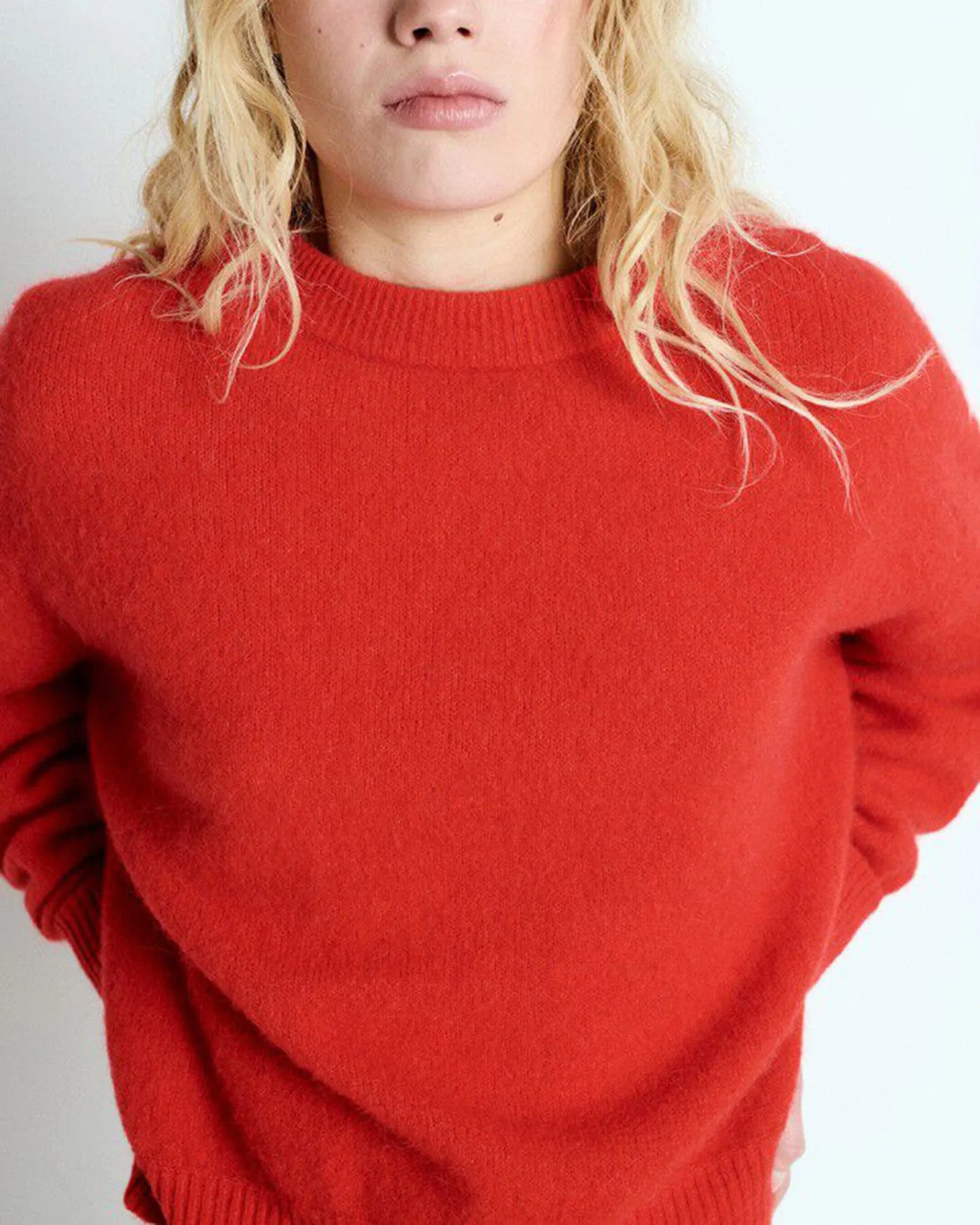 Vito Crewneck Sweater in Fraise