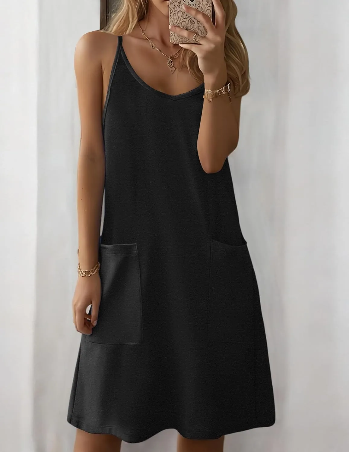 Zeagoo Women Summer Dresses Casual Beach Vacation Dress Spaghetti Strap Sundress Sleeveless Mini Short Dress with Pockets